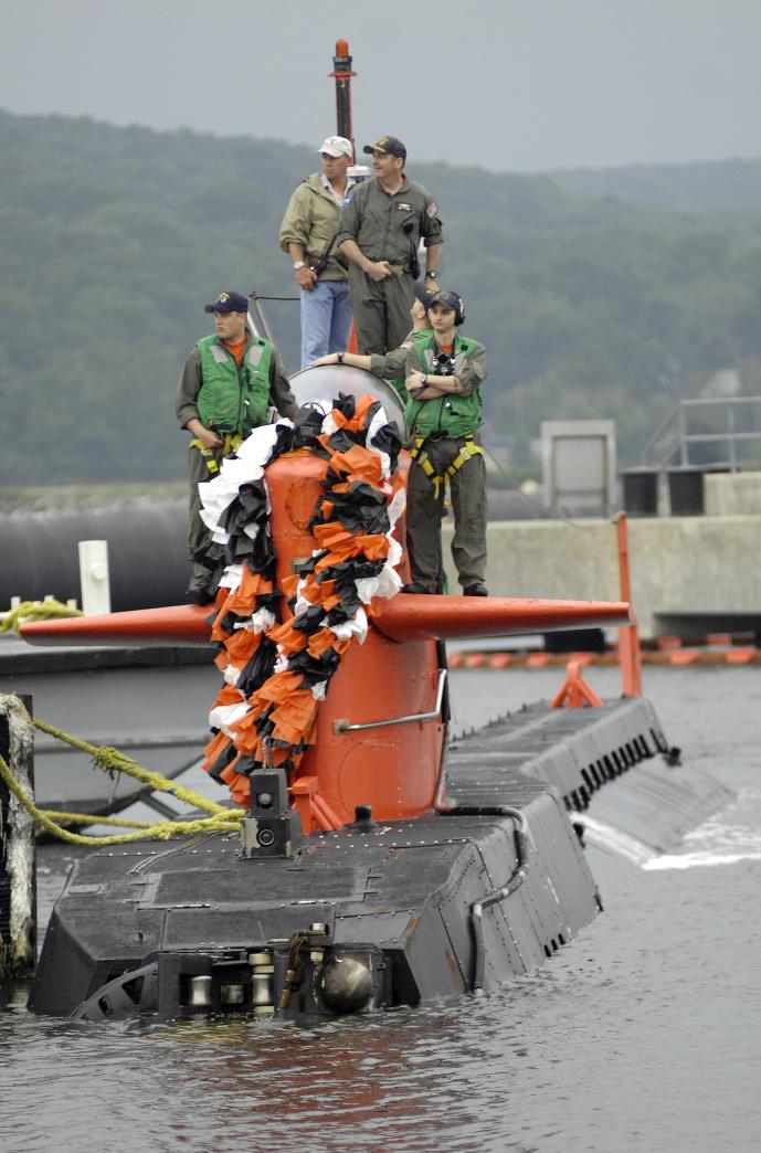 Click image for larger version

Name:	US_Navy_080723-N-8467N-001_The_Navy's_Research_Submarine_NR-1_pulls_into_Submarine_Base_New_Lond.jpg
Views:	1
Size:	93.6 KB
ID:	62280