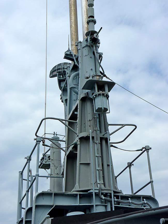 Click image for larger version

Name:	33ConningTower cod.jpg
Views:	2
Size:	65.9 KB
ID:	66256