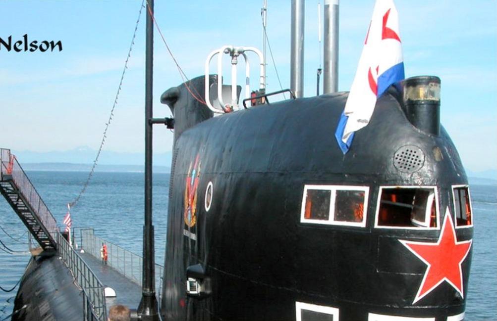 Click image for larger version

Name:	Foxtrot sail closer.jpg
Views:	1
Size:	73.0 KB
ID:	73005