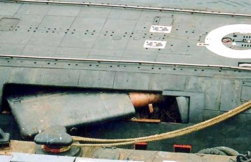Click image for larger version

Name:	Bow planes close.jpg
Views:	1
Size:	75.6 KB
ID:	73096