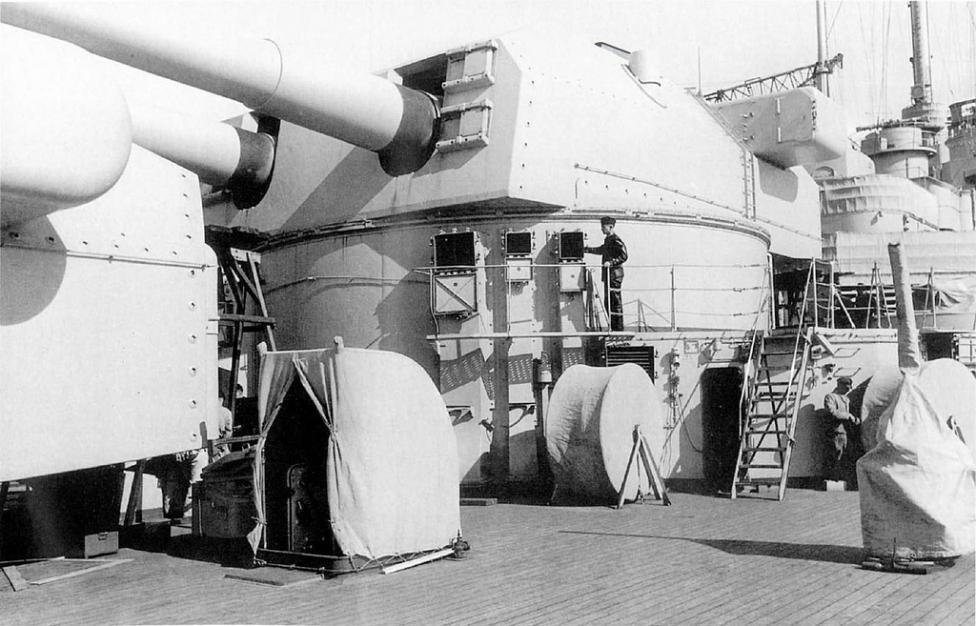 Click image for larger version

Name:	Bismark Guns.jpg
Views:	1
Size:	97.5 KB
ID:	73535