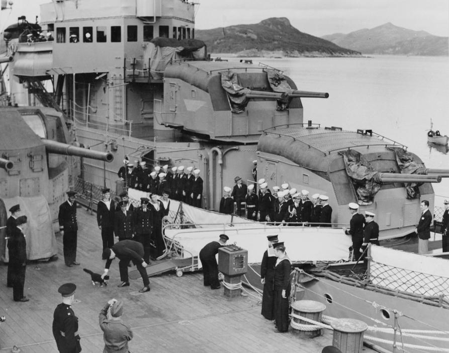 Click image for larger version

Name:	Churchill on Prince of Wales.jpg
Views:	1
Size:	92.3 KB
ID:	73536