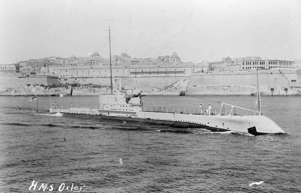 Click image for larger version

Name:	HMS Oxley 1.jpg
Views:	1
Size:	97.3 KB
ID:	74111