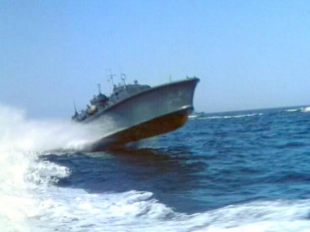 Click image for larger version

Name:	Pt boat airborne1.jpg
Views:	1
Size:	28.6 KB
ID:	74192