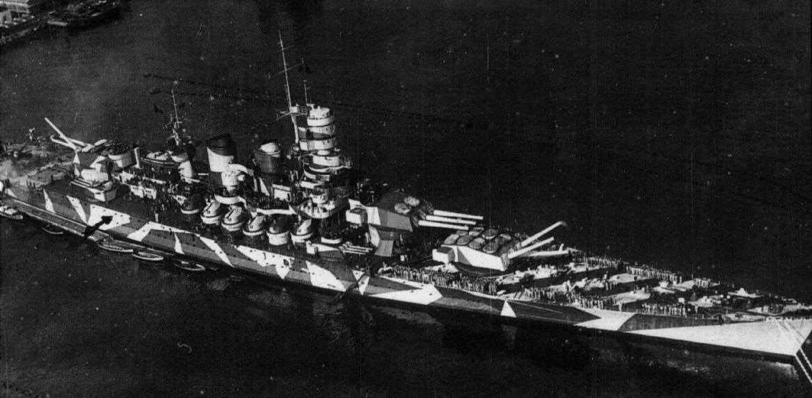 Click image for larger version

Name:	RN_Roma_a_La_Spezia_nel_1943.jpg
Views:	1
Size:	95.2 KB
ID:	74193
