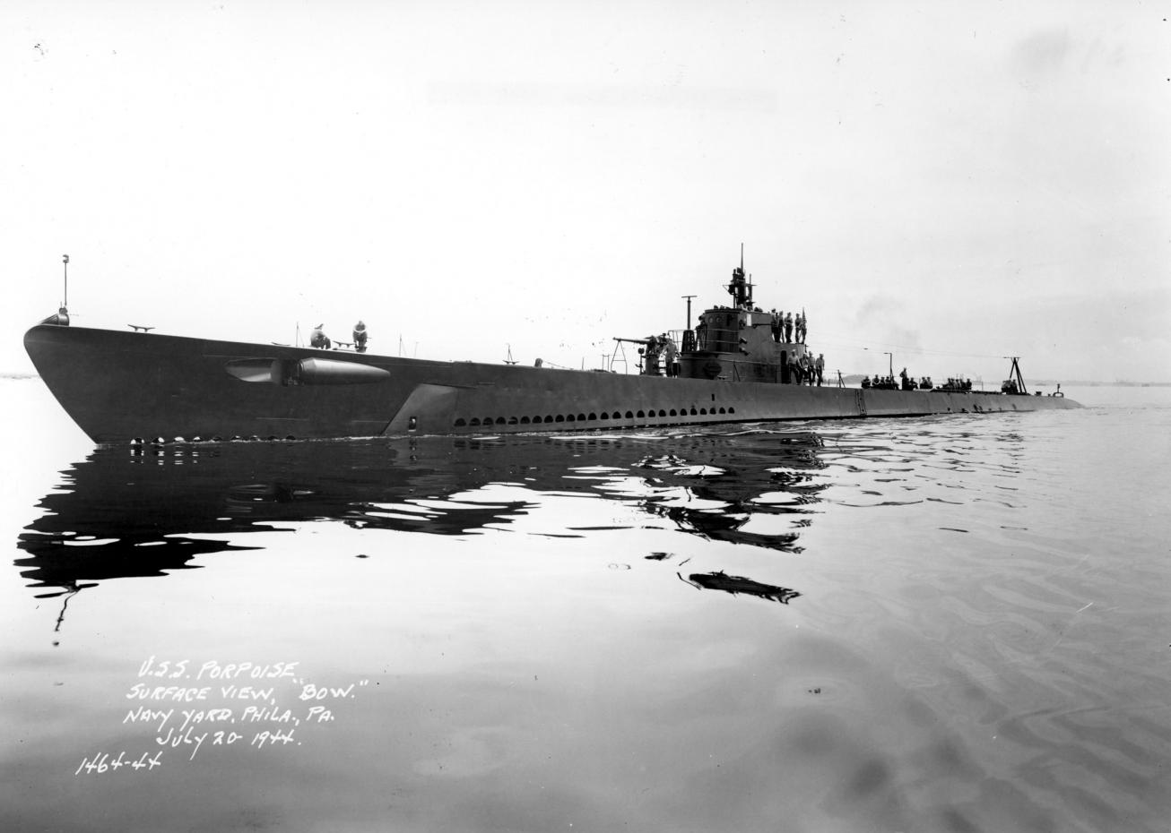Click image for larger version

Name:	porpoise 1944.jpg
Views:	1
Size:	84.9 KB
ID:	76020