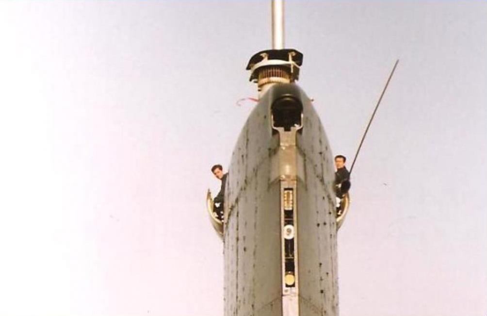 Click image for larger version

Name:	French sail rear.jpg
Views:	1
Size:	32.3 KB
ID:	82092