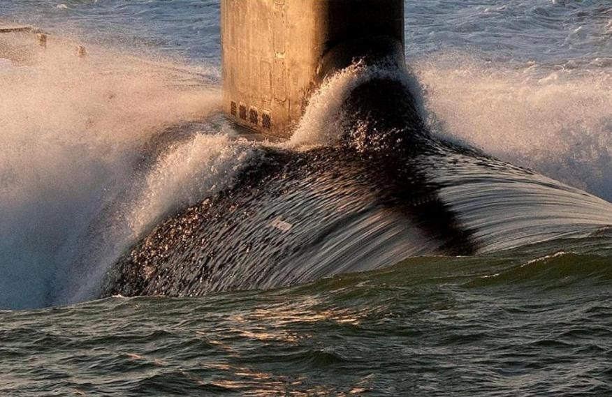 Click image for larger version

Name:	water sub.jpg
Views:	1
Size:	100.1 KB
ID:	83571