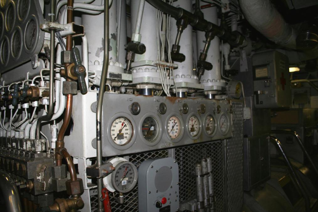 Click image for larger version

Name:	Albacore ballast controls.jpg
Views:	1
Size:	93.7 KB
ID:	64793