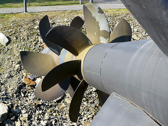 Click image for larger version

Name:	12USSAlbacorePropellers.jpg
Views:	1
Size:	84.3 KB
ID:	66217