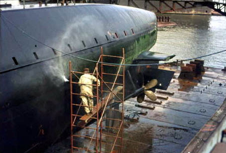 Click image for larger version

Name:	boat_dolfijn3_hull_cleaning_drydock_rdm_1969.jpg
Views:	1
Size:	87.2 KB
ID:	61380