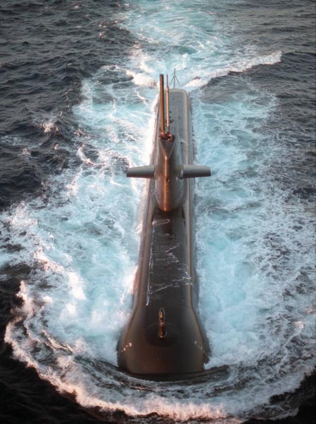 Click image for larger version

Name:	SHIP_SSK_Collins_HMAS_Farncomb_Top_lg.jpg
Views:	1
Size:	96.1 KB
ID:	61388