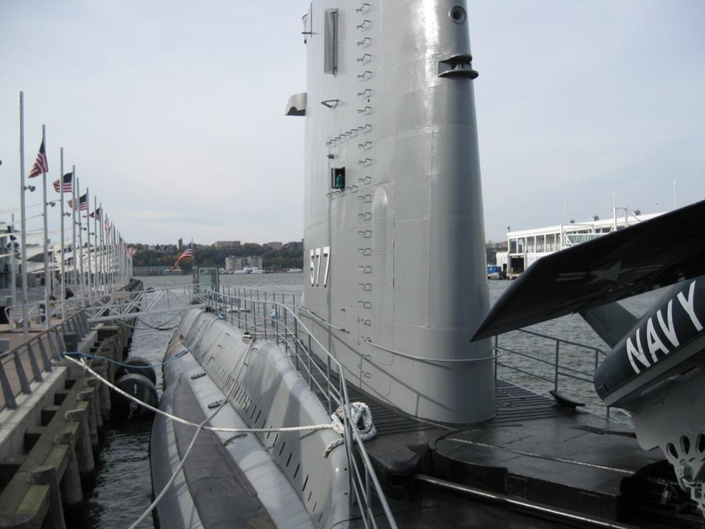 Click image for larger version

Name:	Growler-Submarine.jpg
Views:	1
Size:	78.1 KB
ID:	61521