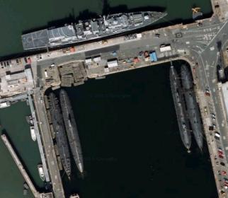 Click image for larger version

Name:	subs in dock.jpg
Views:	1
Size:	16.1 KB
ID:	93339