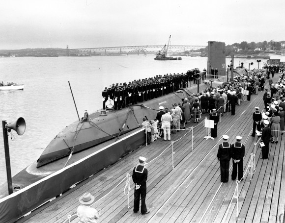 Click image for larger version

Name:	204740-uss-nautilus-6ace7.jpg
Views:	1
Size:	86.3 KB
ID:	93340