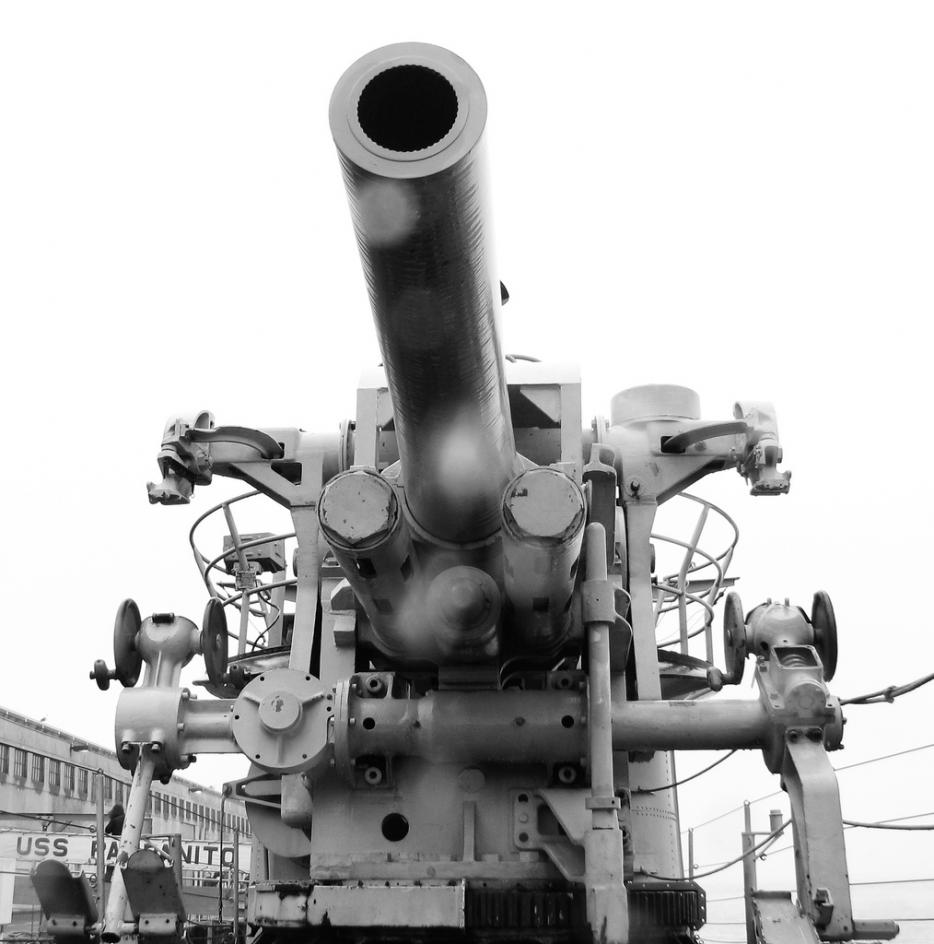 Click image for larger version

Name:	5gun Gato.jpg
Views:	1
Size:	80.2 KB
ID:	63800