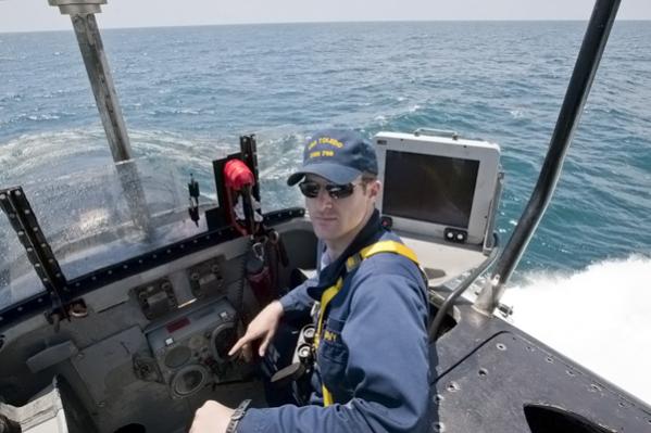 Click image for larger version

Name:	LtJG Hinson.jpg
Views:	1
Size:	39.3 KB
ID:	66789