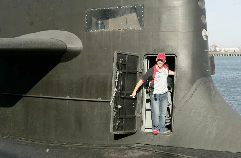 Click image for larger version

Name:	Collins sail door.jpg
Views:	1
Size:	76.9 KB
ID:	75569