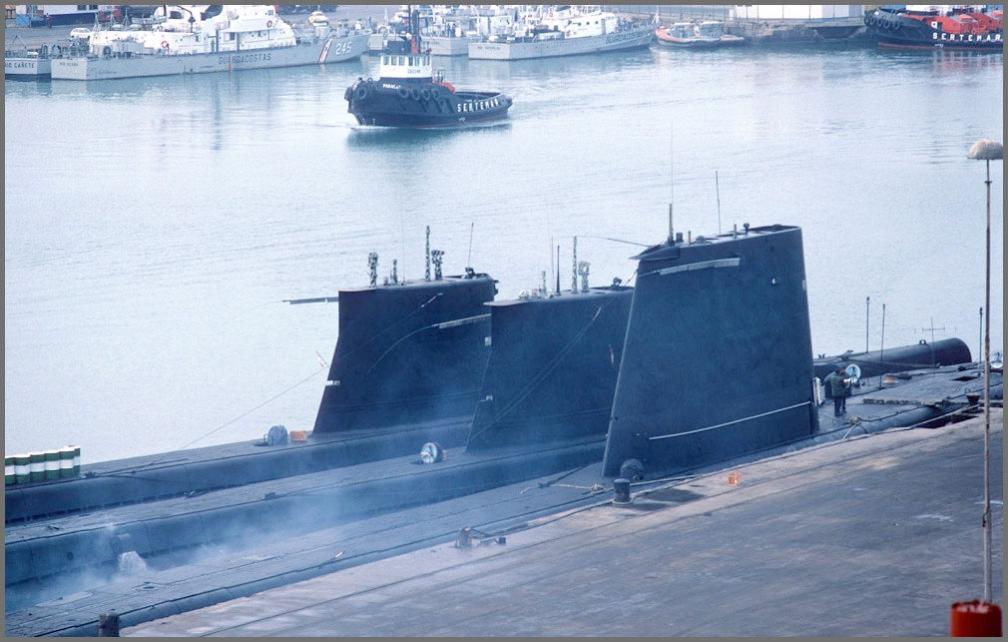 Click image for larger version

Name:	Abtao-classSubs and Guppy.jpg
Views:	1
Size:	85.8 KB
ID:	76710