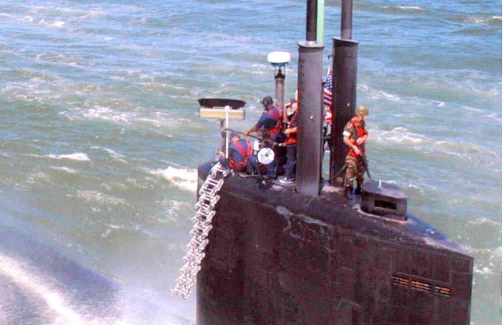 Click image for larger version

Name:	USS Albany closer.jpg
Views:	1
Size:	82.0 KB
ID:	81131