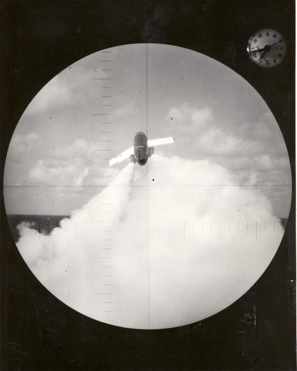 Click image for larger version

Name:	Regulus launch halibut.jpg
Views:	1
Size:	97.4 KB
ID:	82987