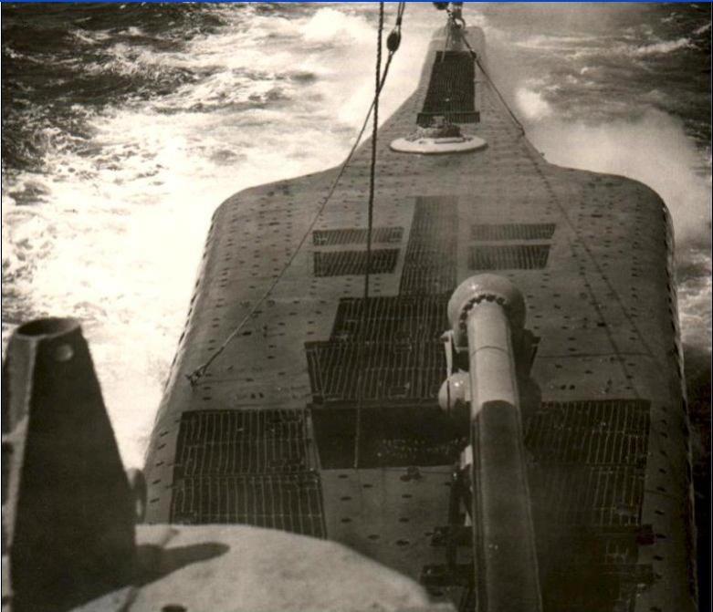 Click image for larger version

Name:	HMS Talent rear zoom.jpg
Views:	1
Size:	66.0 KB
ID:	83533