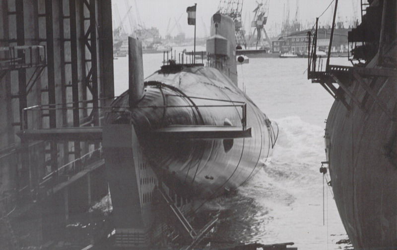 Click image for larger version

Name:	boat_zwaardvis2_launch_rotterdam_2jul1970_2.jpg
Views:	1
Size:	90.9 KB
ID:	83558