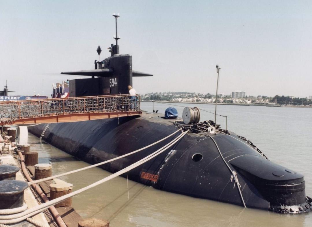 Click image for larger version

Name:	Permit with sonar dome removed.jpg
Views:	1
Size:	89.1 KB
ID:	83760
