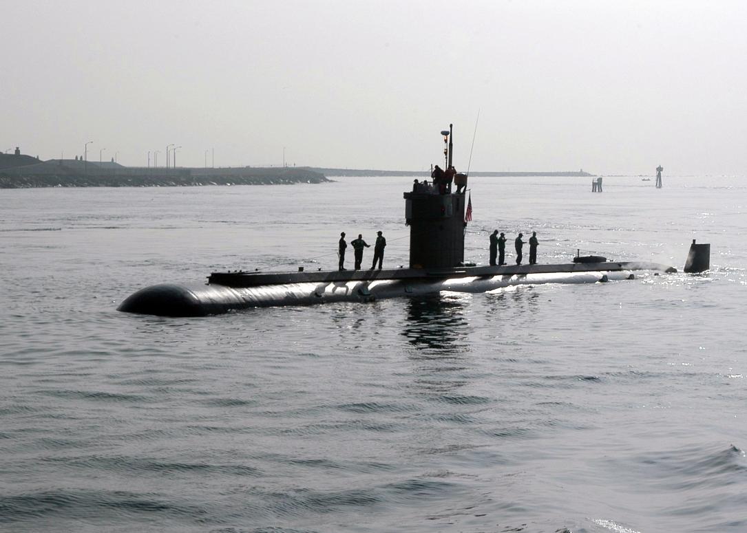 Click image for larger version

Name:	board_the_deep_submergence_vehicle_USS_Dolphin_(AGSS_555),_pulls_into_San_Diego_harbor_after_con.jpg
Views:	1
Size:	93.7 KB
ID:	64705