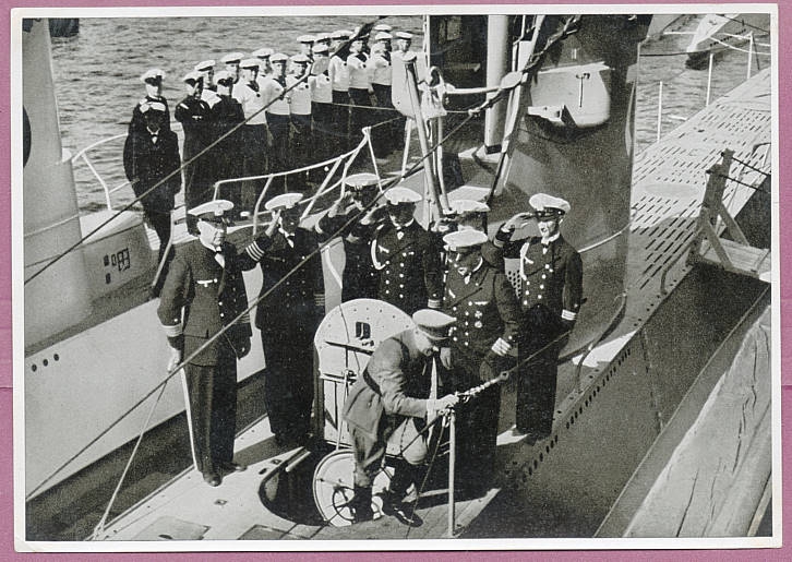 Click image for larger version

Name:	hitler climbing out of uboat 1935.jpg
Views:	64
Size:	251.2 KB
ID:	119001