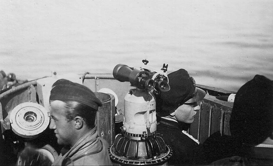 Click image for larger version

Name:	U-52 watch tower 22.5.42.jpg
Views:	94
Size:	296.4 KB
ID:	121645