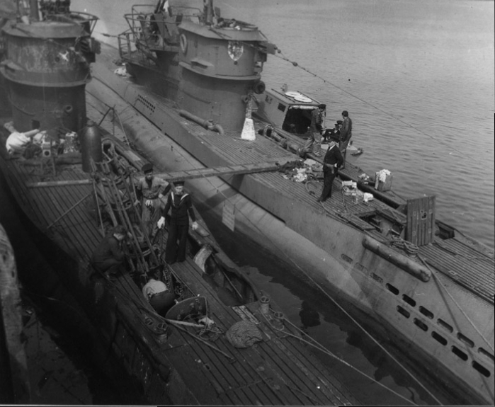 Click image for larger version

Name:	U-249Eriboll620.jpg
Views:	72
Size:	214.5 KB
ID:	121949