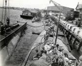Click image for larger version

Name:	Surrendered_German_submarines_at_Portmouth_Navy_Yard_1945.jpg
Views:	70
Size:	7.7 KB
ID:	121956