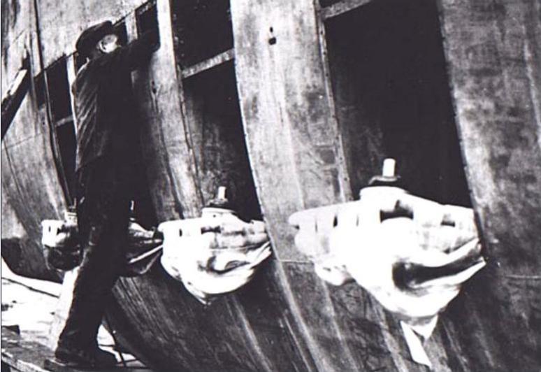 Click image for larger version

Name:	Type XVIIb colapsable Hyd Perox Tanks.jpg
Views:	1
Size:	57.2 KB
ID:	73561