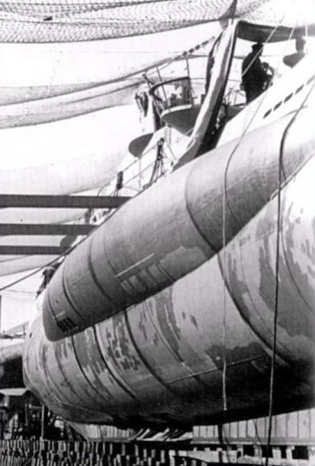 Click image for larger version

Name:	U19 closer.jpg
Views:	1
Size:	46.5 KB
ID:	73565