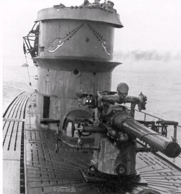 Click image for larger version

Name:	u106 closer.jpg
Views:	1
Size:	49.6 KB
ID:	73574