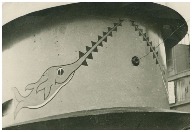 Click image for larger version

Name:	u106emblme.jpg
Views:	3
Size:	73.6 KB
ID:	73575