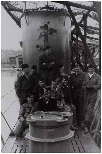 Click image for larger version

Name:	U-18-Lemblmedetouslesdangers.jpg
Views:	1
Size:	44.5 KB
ID:	73906