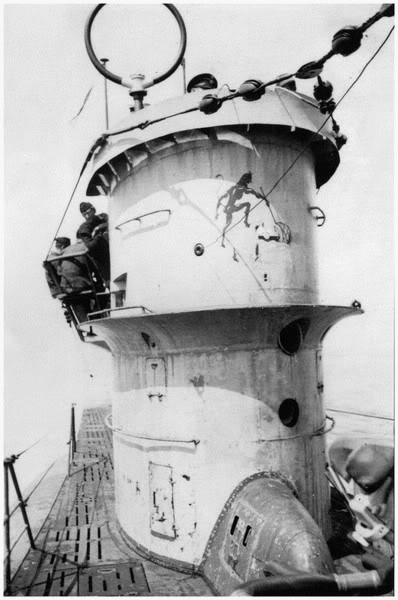 Click image for larger version

Name:	U-93-EmblmeversionKptltClausKorth.jpg
Views:	2
Size:	51.8 KB
ID:	73974