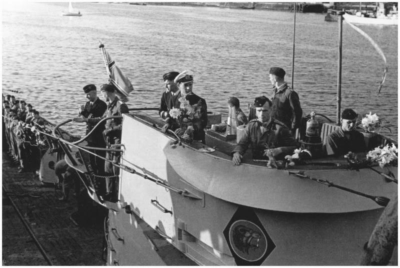 Click image for larger version

Name:	U-66-le23juin1942Lorient.jpg
Views:	1
Size:	70.7 KB
ID:	73964