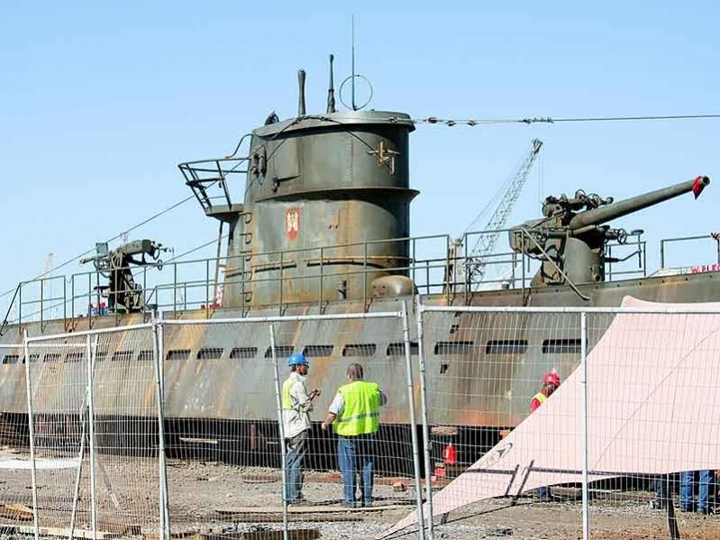 Click image for larger version

Name:	20091017_EOS350D_063557_U-boat.jpg
Views:	1
Size:	83.6 KB
ID:	81162