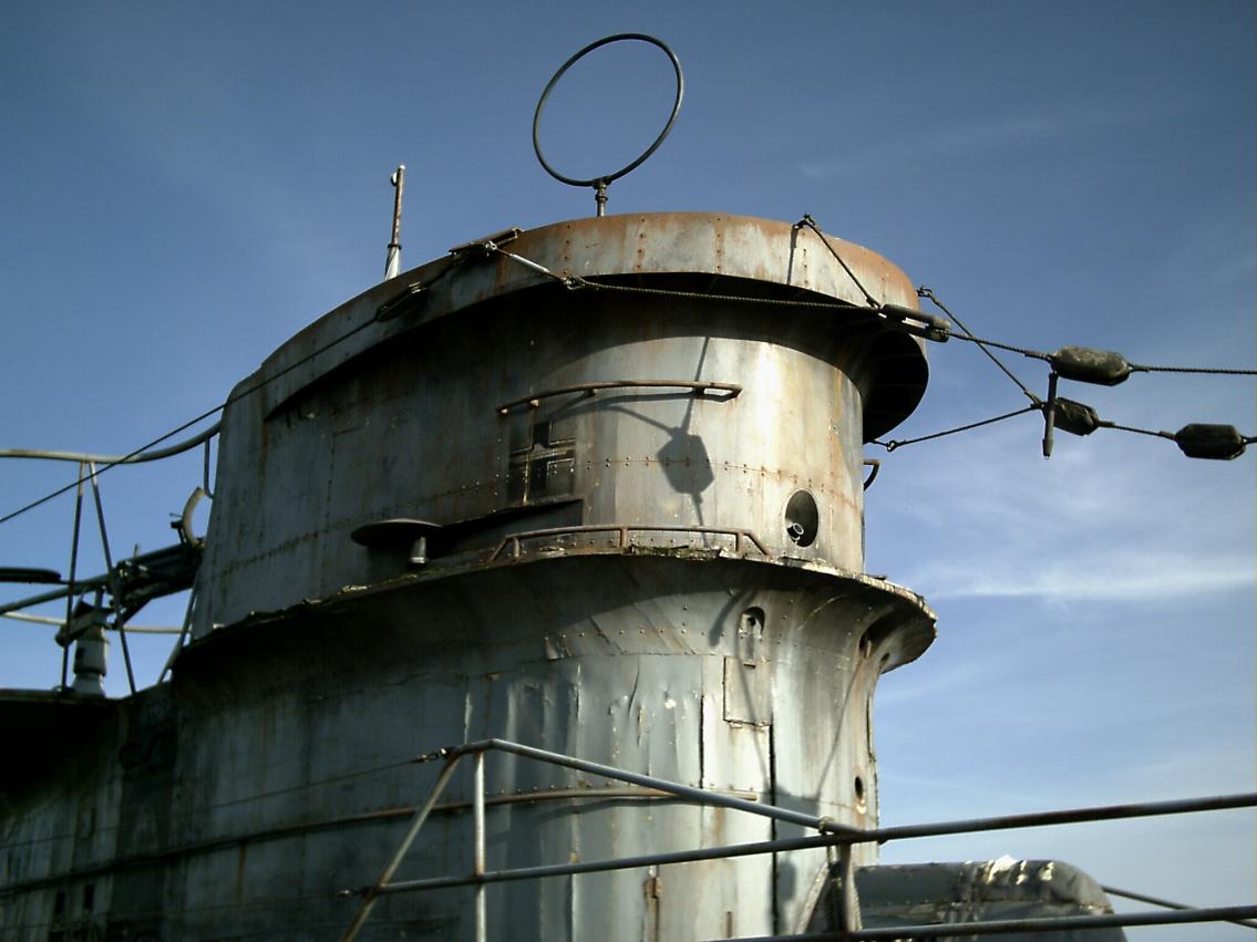 Click image for larger version

Name:	bletchley_submarine_conning_324565_o.jpg
Views:	1
Size:	83.3 KB
ID:	74086