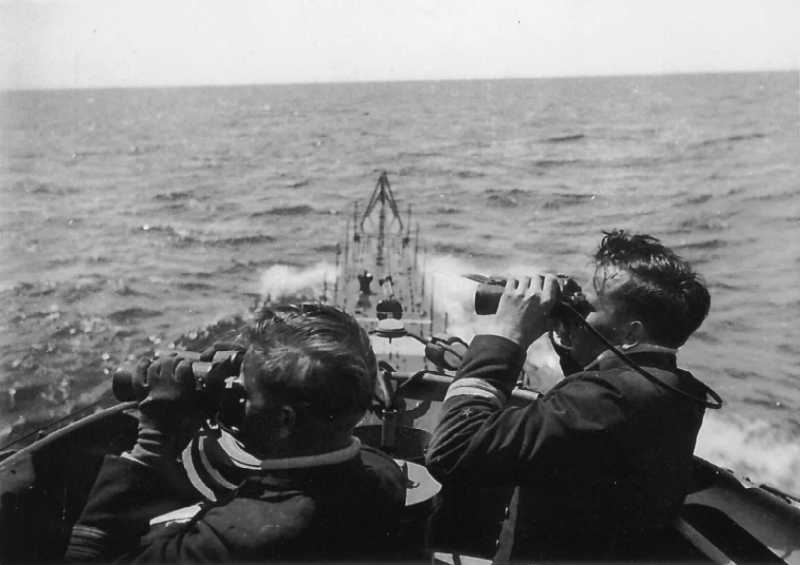 Click image for larger version

Name:	otto kretschmer hermann michahelles u-35 u-boat ace.jpg
Views:	2
Size:	30.9 KB
ID:	74347