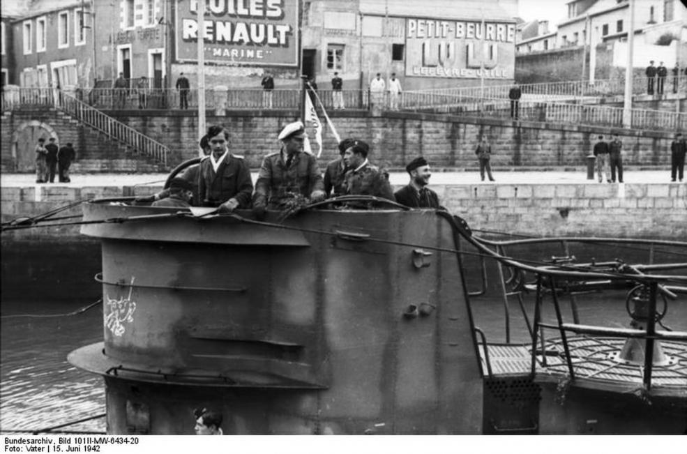 Click image for larger version

Name:	Kptlt. Hans-Heinrich Giessler, U.455 - Saint Nazaire, France.jpg
Views:	1
Size:	94.4 KB
ID:	76162