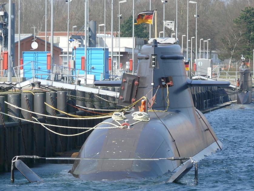 Click image for larger version

Name:	Type 212 at pier.jpg
Views:	1
Size:	96.5 KB
ID:	76164