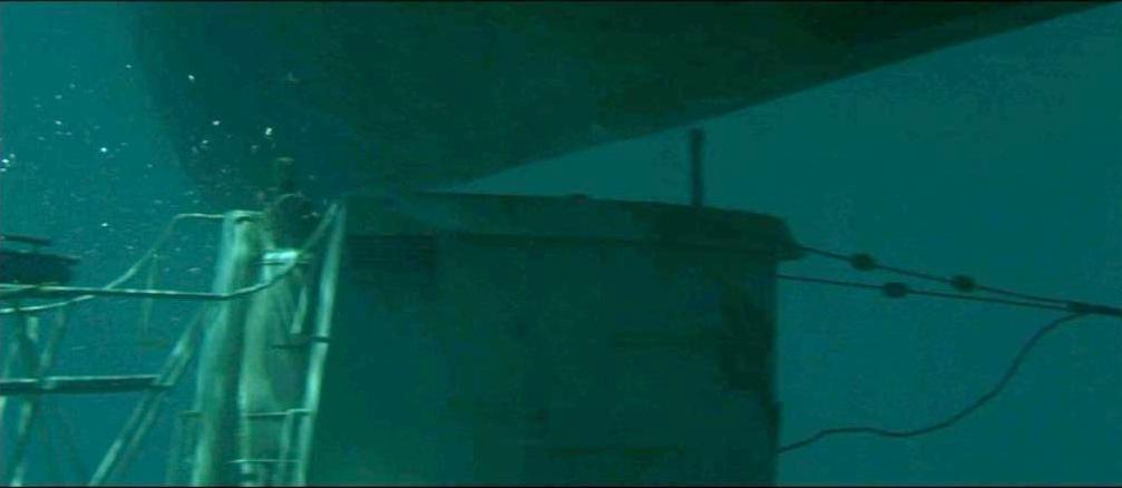Click image for larger version

Name:	U571 bridge clear1.jpg
Views:	1
Size:	27.4 KB
ID:	81276