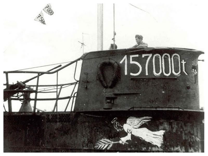 Click image for larger version

Name:	U-48-157000tonneaux.jpg
Views:	1
Size:	61.8 KB
ID:	81865