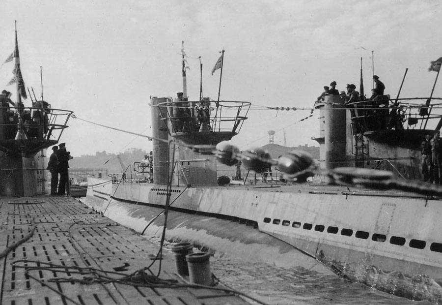 Click image for larger version

Name:	U-604Binn17.jpg
Views:	1
Size:	96.9 KB
ID:	82289