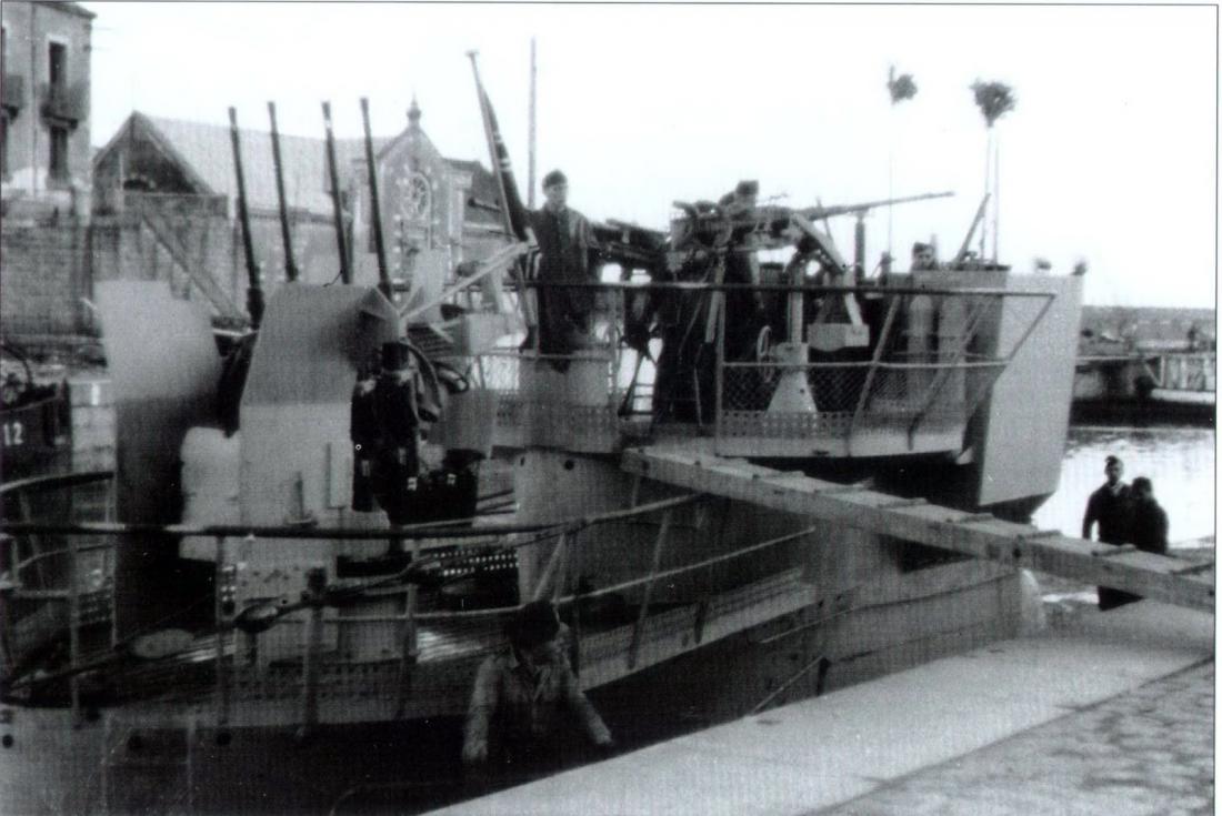 Click image for larger version

Name:	anti-aircraft u-boat st nazaire conning tower gun.jpg
Views:	1
Size:	92.5 KB
ID:	82439