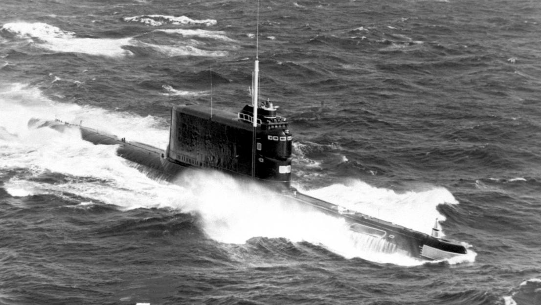 Click image for larger version

Name:	golf-class-submarine.jpg
Views:	1
Size:	96.9 KB
ID:	61450